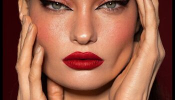 تأثير مكياج جلام على الثقة: إشعاع الثقة بالنفس