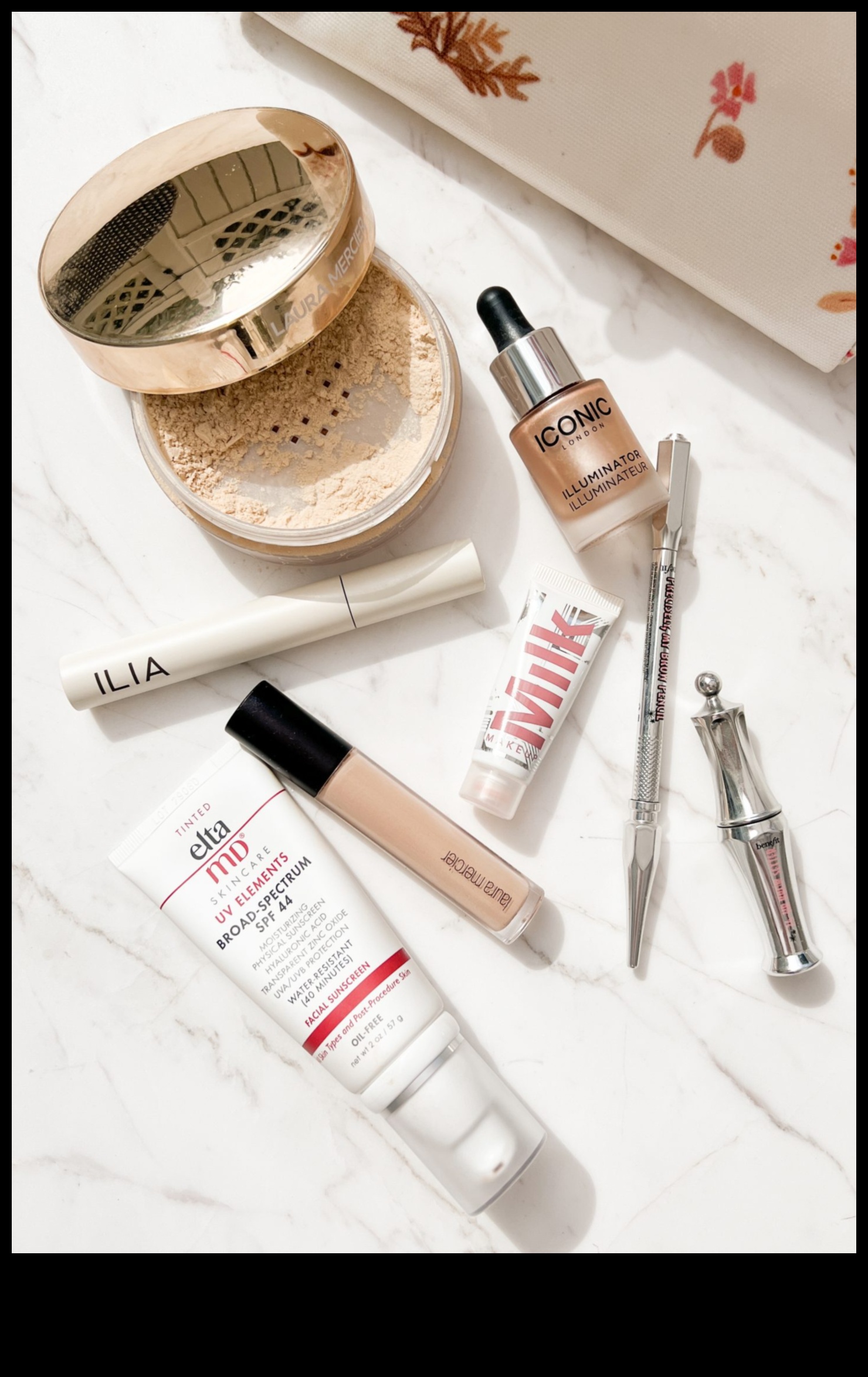 توهج الصباح: تحقيق إشراقة طبيعية من خلال روتين مكياج سريع