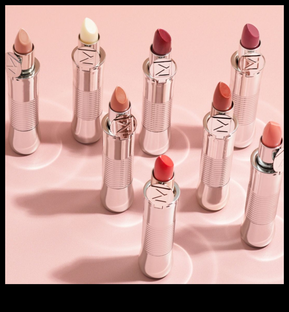 أحمر الشفاه 101: دليل المبتدئين لتحقيق الكمال في العبوس