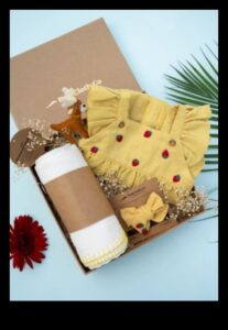 كنوز صغيرة: الهدايا القلبية للاحتفال بالطفل