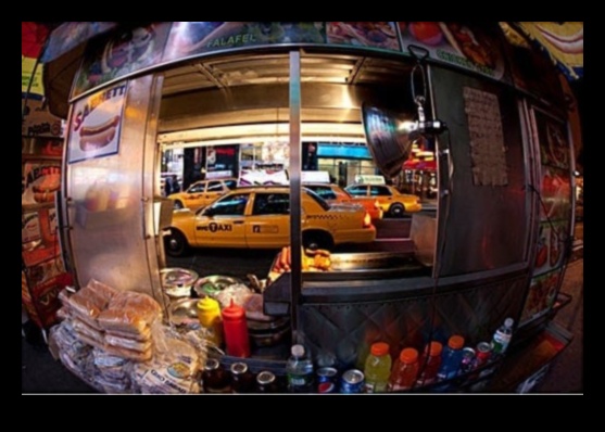 اندماج عين السمكة: إطلاق العنان للإبداع الخالي من التشويه في البصريات المتميزة