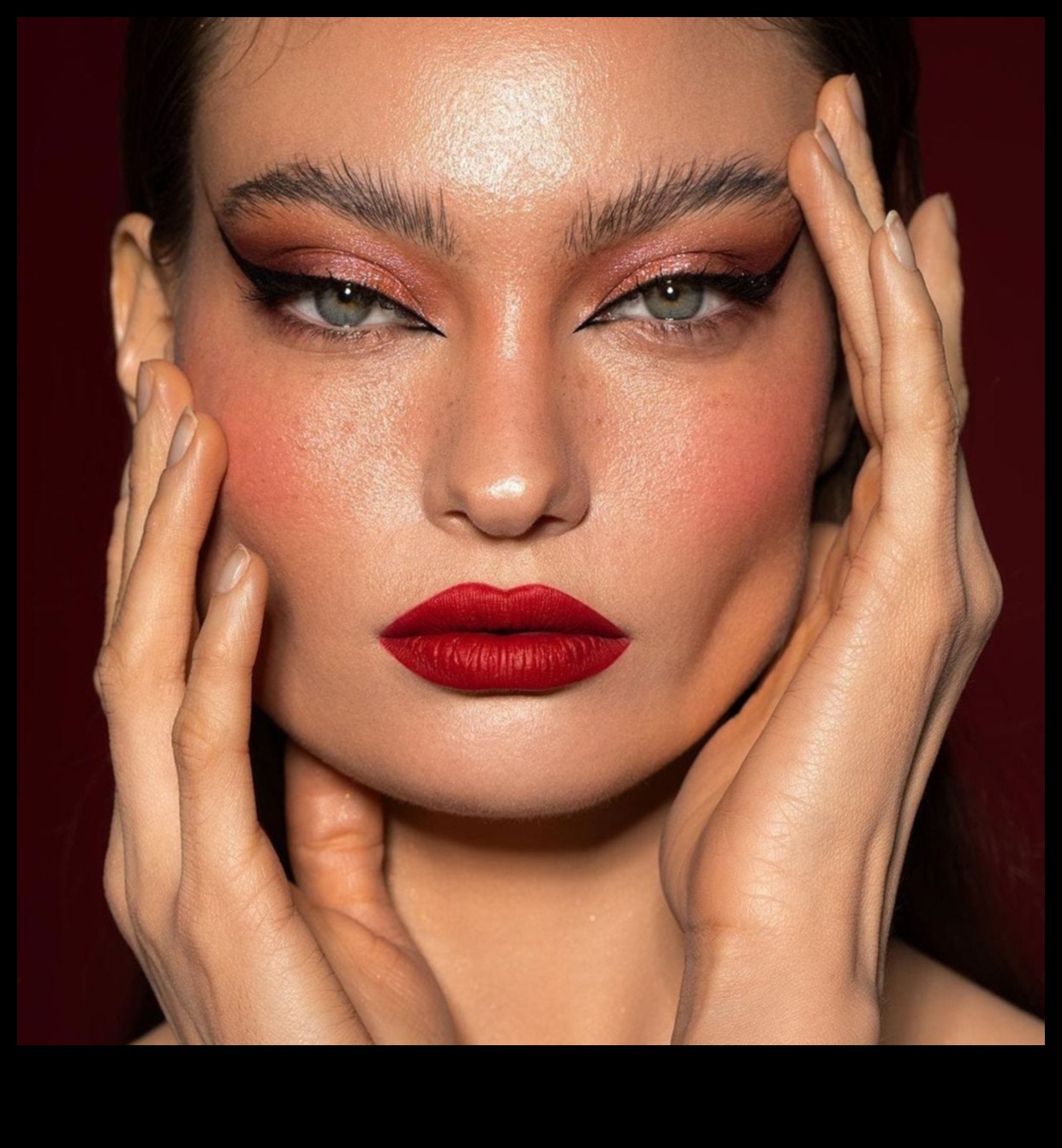 تأثير مكياج جلام على الثقة: إشعاع الثقة بالنفس